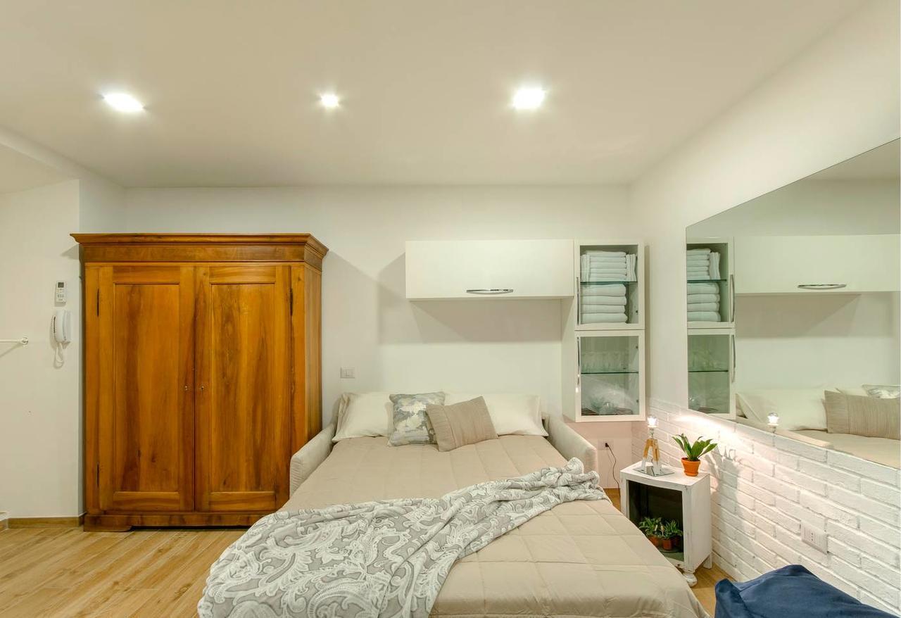 Brand New! Luxurious Apartment In Heart Of Milán Exterior foto
