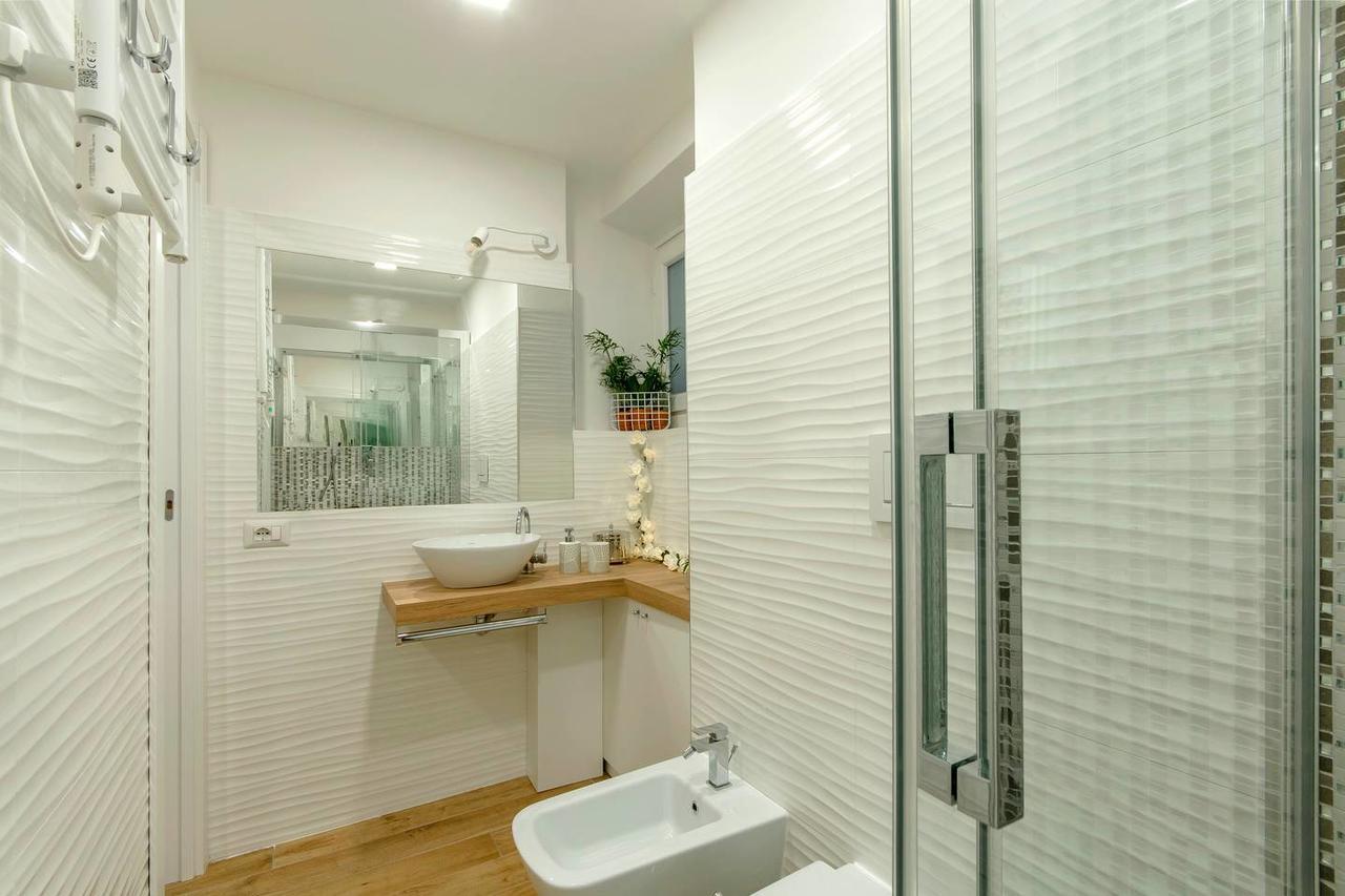 Brand New! Luxurious Apartment In Heart Of Milán Exterior foto